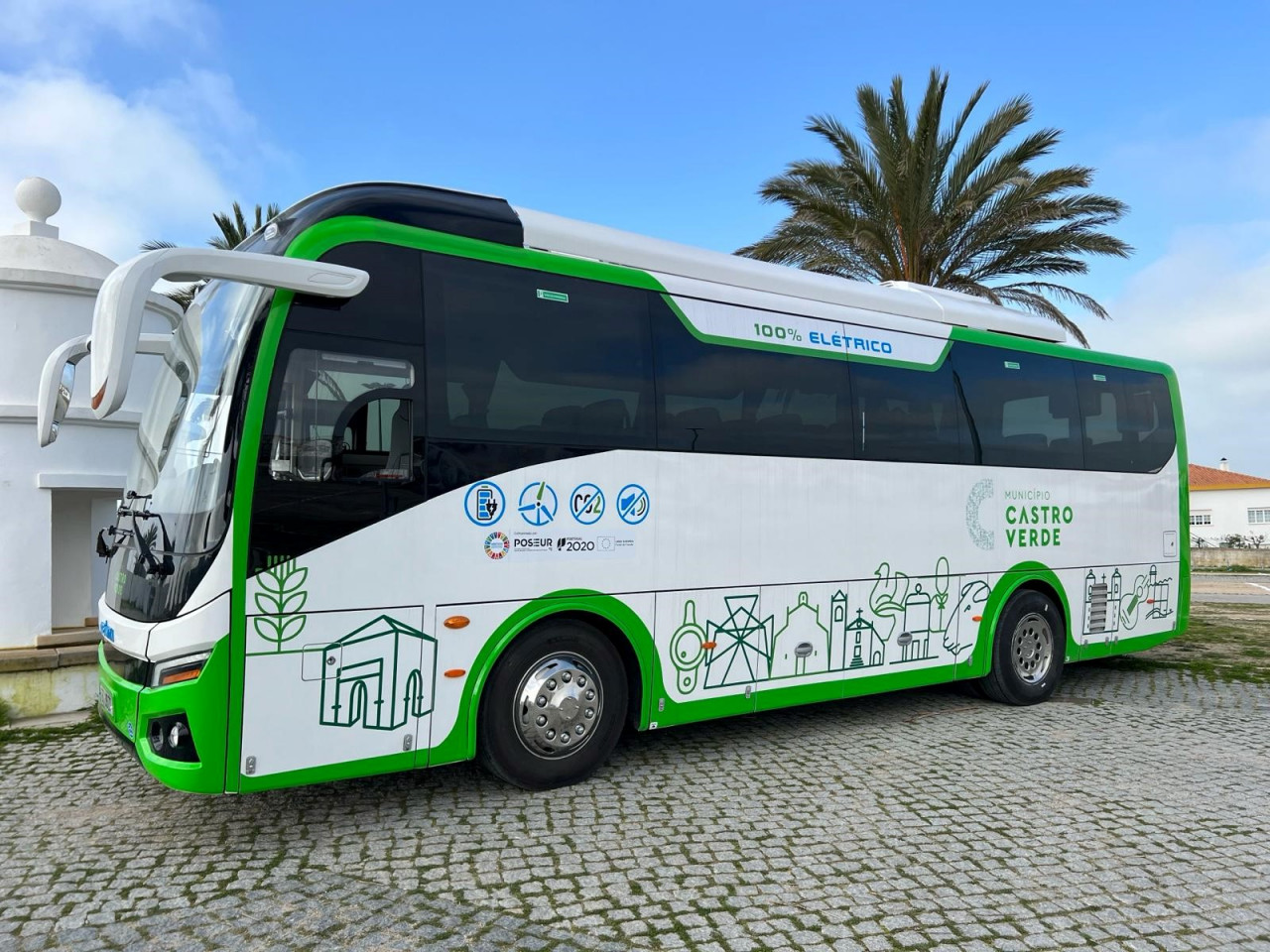 Central de Compras da CIMBAL fornece Autocarro Elétrico ao Município de Castro Verde